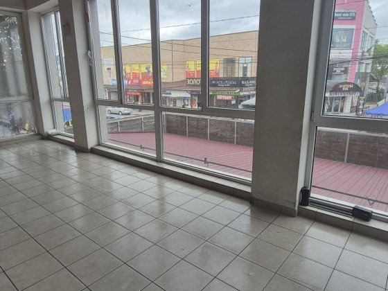 Здам приміщення з окремим фасадним входом, р-н Ринку ,Коростень Коростень