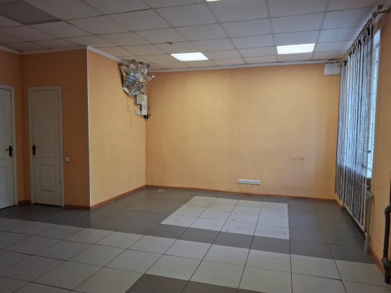 Здається в довгострокову оренду приміщення Краматорск