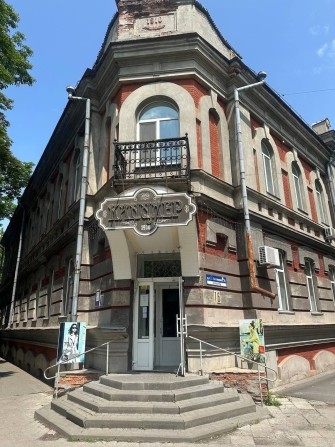 Оренда приміщення в центрі міста р-н ЗОШ 1 - фото 1