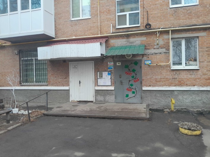 Оренда нежитлового приміщення в житловому масиві - фото 1