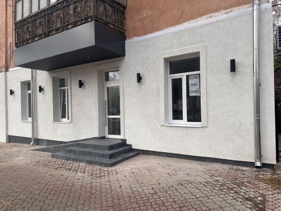 Комерційне приміщення в самому центрі міста ! Могилев-Подольский