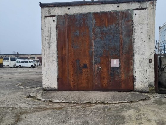 Аренда бокса (гараж,склад)-102 м2 Нетешин