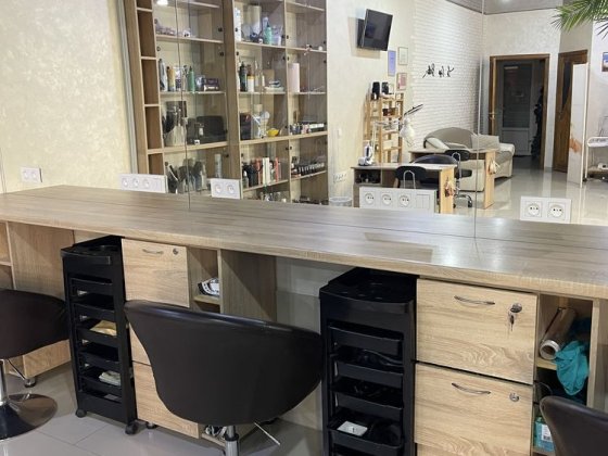 Здам оренду місце перукаря Мукачево