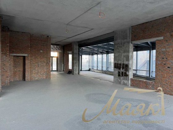 Продажа помещения с террасой в ЖК Новопечерские Липки, ул. Драгомирова Киев