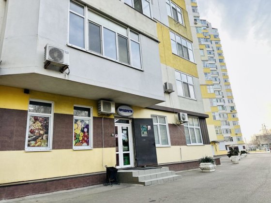 Коммерция Краснова возле Кадорр Сити Фаворит Собсвенник Одеса