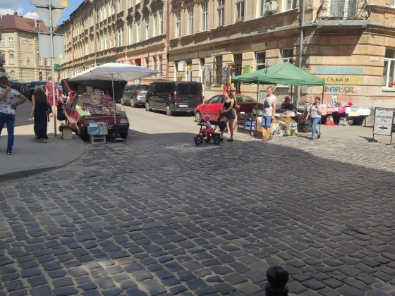 Магазин вул. Шпитальна, 5хв до Оперного, центр Львів