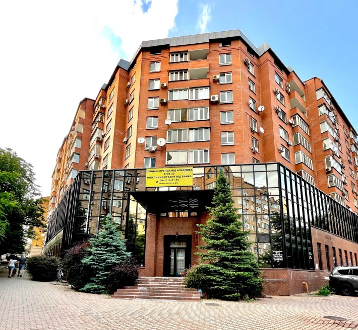 Нежитлове приміщення під квартиру Центр Кониського 52/58 - фото 1