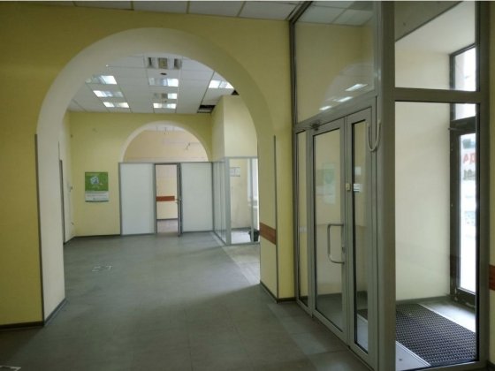 Фасад Дерібасівська:банк,бутік Одеса