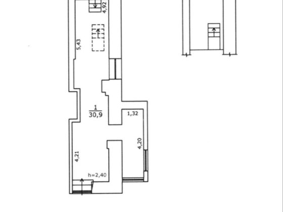Фасадне комерційне приміщення 33,5 кв.м. Франківський район Львів