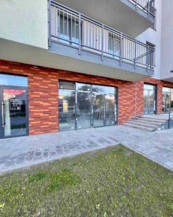 Продаж фасадного  приміщення на Щирецькій - фото 1