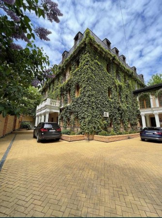 Отдельно стоящее здание 1550м2 ул. Жилянская метро Олимпийская - фото 1