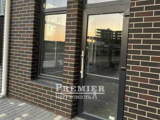 Продам комерційне приміщення у новому будинку. Розвинений район. Одесса