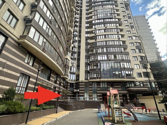 Продаж приміщення , Центр , Тютюника 37/1, 92м2 , без % Киев