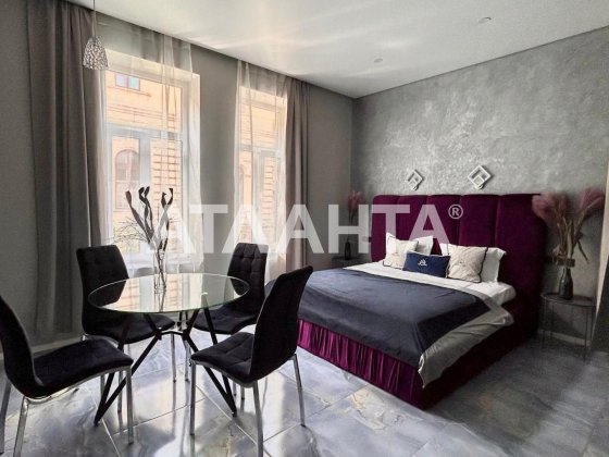 Продаються діючі апартаменти в центрі Львова. Львів