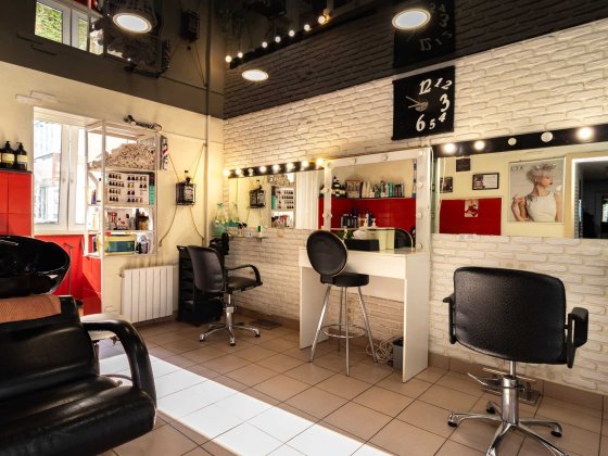 Продаж фасадного приміщення Академмістечко!БЕЗ КОМІСІІ! Київ