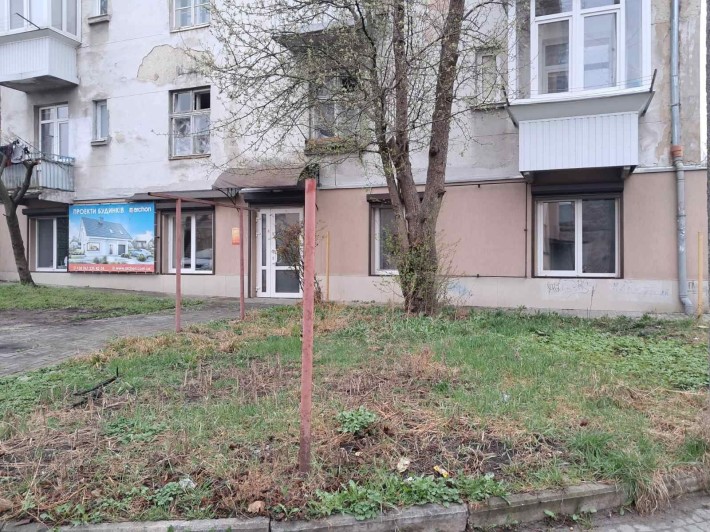 Приміщення  в.Братів Міхновських - фото 1