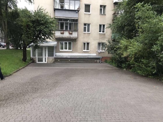Комерційне приміщення ближній центр Львів