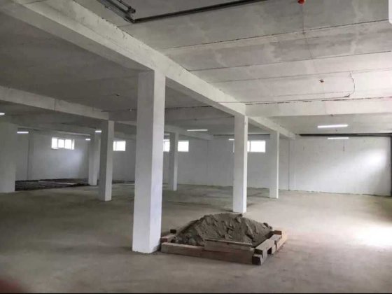 Комерційне приміщення вільного призначення неподалік ДЮСШ Мукачево