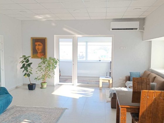 Оренда елітного офісу з можливістю проживання, заг.площею 100 м.кв. Павлоград