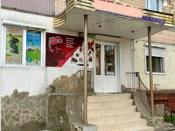Оренда комерційної нерухомості. Фасад Прилуки