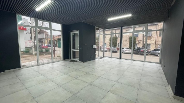 Здається в оренду приміщення в центрі міста Ромни, червона лінія! - фото 1