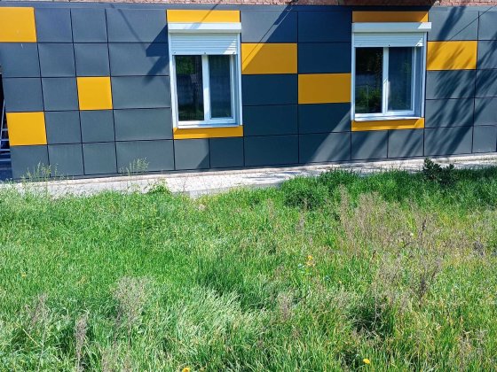 Заклад для надання стоматологічних та супутніх послуг в центрі міста Сміла