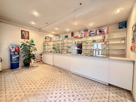 Здається в оренду приміщення в житловому будинку у місті Стрий. Стрий