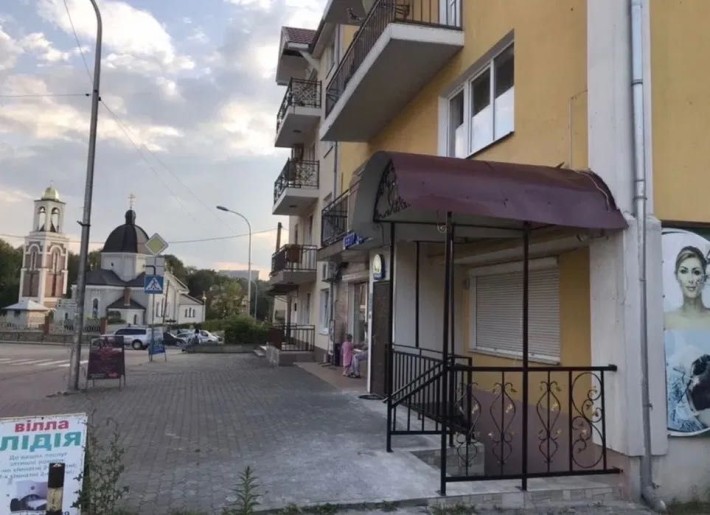 Здам в оренду приміщення  на центральній фасадній вулиці - фото 1