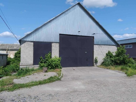 Склад для зберігання, виробництва, ремонту автомобілів,  торгівлі. Фастов