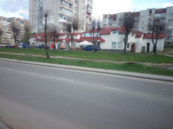 Оренда 2 поверху ( номери під житло/ хостел/ для ВПО) Трускавец