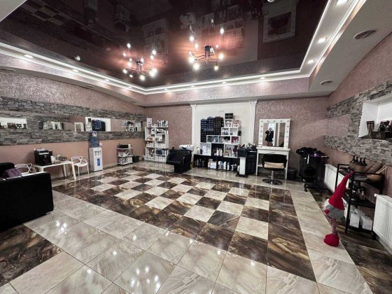 Торгова площа з окремим входом, центр, оренда Хмельницький