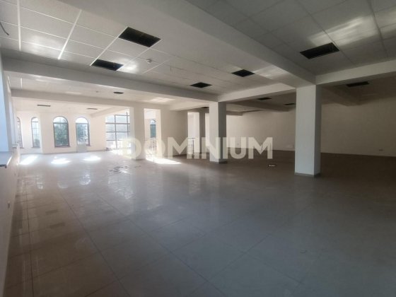 Оренда комерційного приміщення в центральній частині м.  Хуст Хуст