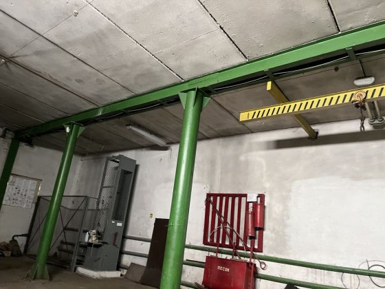 Сдам 4 бокса, помещение, склад, цех для производства, гараж в центре Чугуев