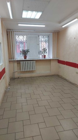 Сдам в самом центре Чугуева помещение в очень проходном месте - фото 1