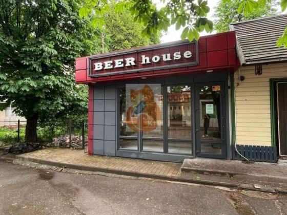 Здам МАФ в дуже прохідному місці Хмельницький