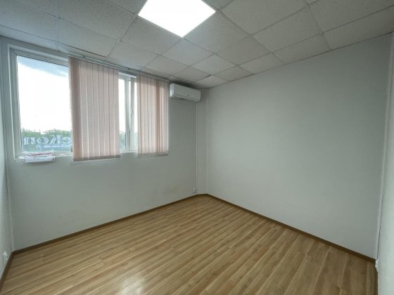 Оренда приміщення з ремонтом, Виставка, Темп. 3 кімнати Хмельницький