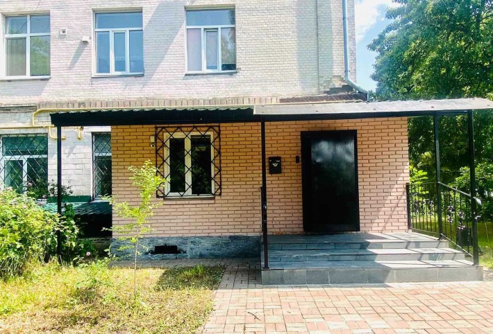 Продаж приміщення , фасад ! 115 м2 з Укриттям! Магазин, Медичний центр - фото 1