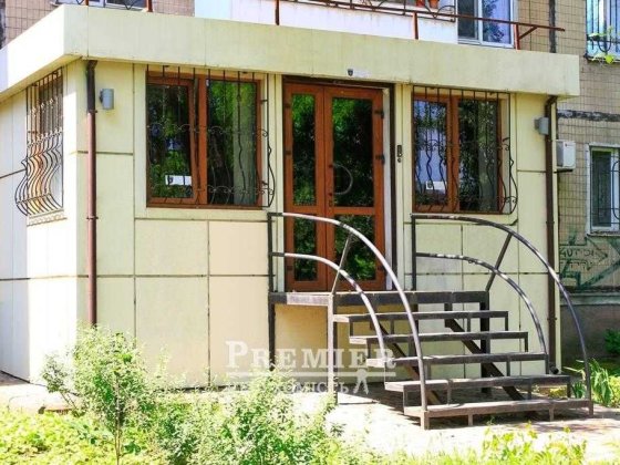 Фасадне комерційне приміщення 58 м². Черьомушки. Ремонт. Одеса