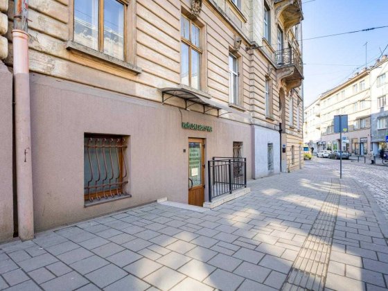 Продаж/Приіщення/Сучасний ремон/Київська 1/Франківський/Львів Львов