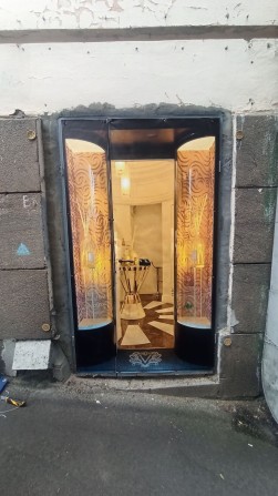 ВЛАСНИК.Фасадне комерційне приміщення 120кв.м вул. Хрещатик,Лютеранськ - фото 1