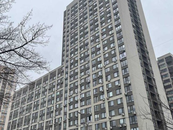 Продаж комерційного приміщення 91 кв.м ЖК Варшавський 1 Київ