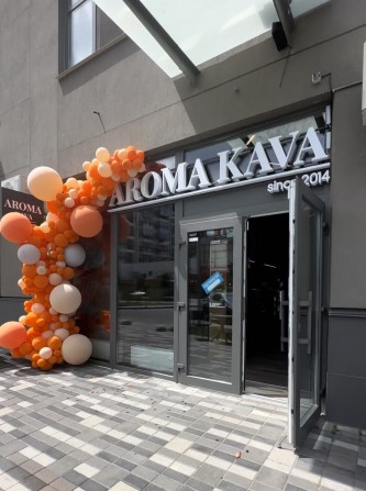 ЖК «Варшавський мікрорайон» нежитлове приміщення з орендарями.
Київ, в - фото 1