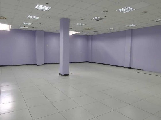 Харків. Продаж - торгівельні приміщення біля метро Індустріальна! Харків