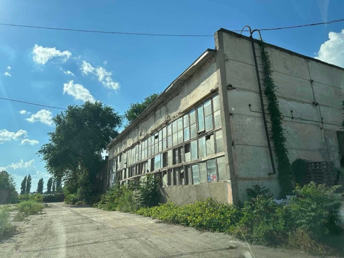 Виробничий комплекс 15 934,9 м2,  10,04га,  Одеса, вулиця Новікова 5 - фото 1
