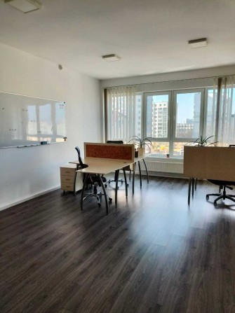 Продаж офісу  вул. Угорська, 214,5 м2 - фото 1