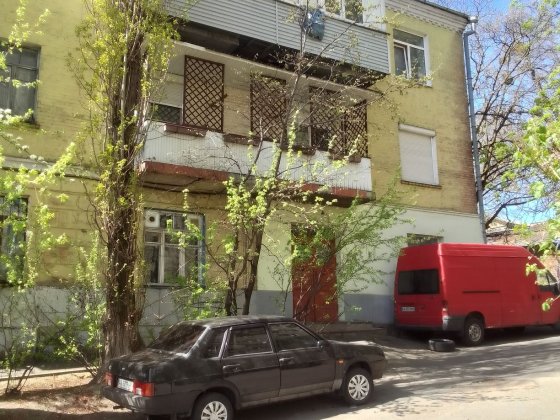 Продам під офіс 5кімн.комуналку,98м. Київ