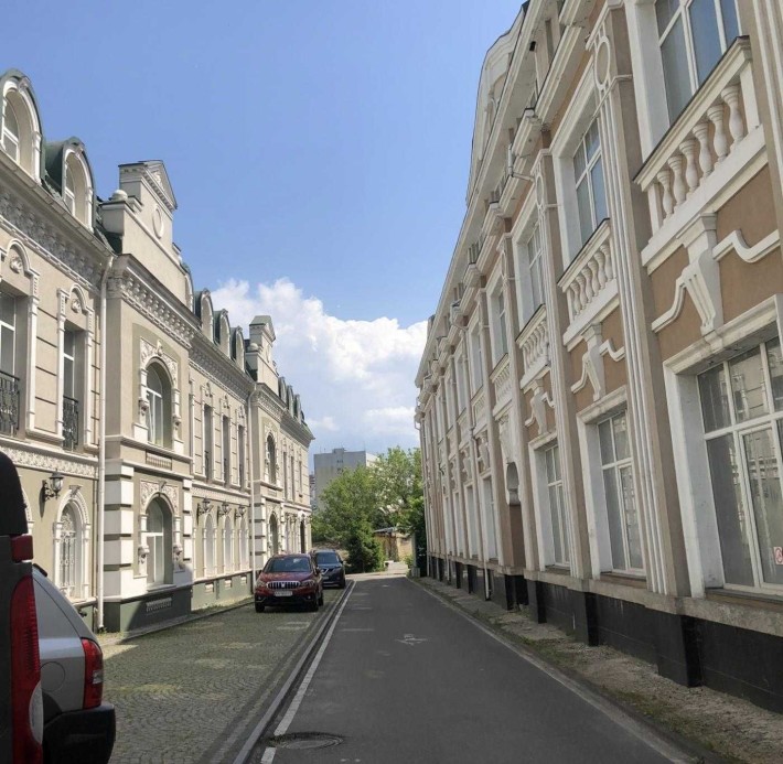 Продаж окремої будівлі ТОП у центрі Києва вул. Златоустівська, 23а - фото 1