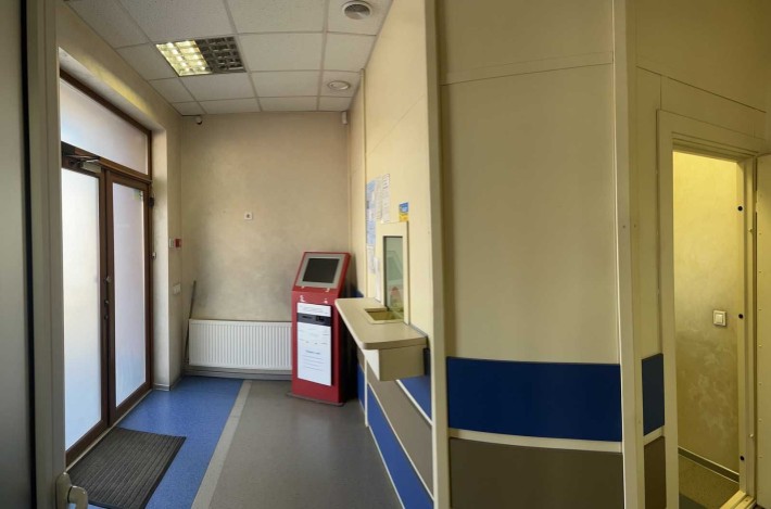 Продам нежилое помещение 53 м2, « Красная линия» Центр, м.ЮЖД, 1 этаж! - фото 1