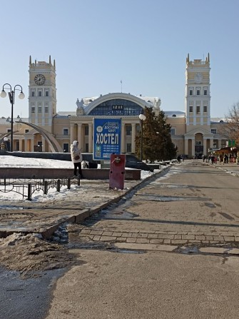 Продам цокольное помещение возле ЖД вокзала, пл. 178 метров кв. - фото 1