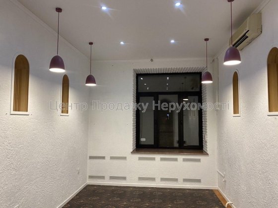 Продам  кафе, метро Ярослава Мудрого, з орендарем! Харьков